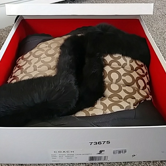 Coach boots - Picture 3 of 4